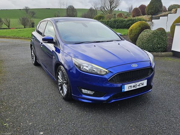 Ford Focus Hatchback, Diesel, 2017, Blue