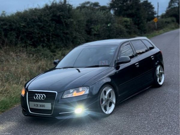 Audi A3 Hatchback, Diesel, 2011, Blue