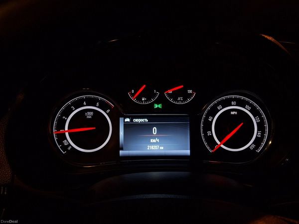 Vauxhall Insignia Hatchback, Diesel, 2014, Black