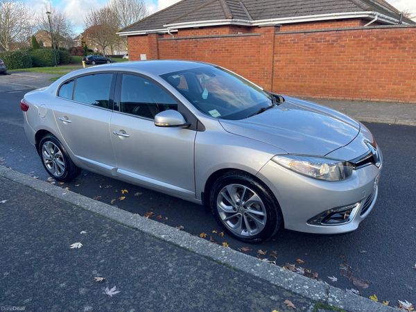 Renault Fluence Saloon, Diesel, 2016, Silver