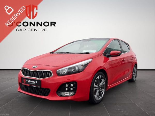 Kia Ceed Hatchback, Petrol, 2017, Red