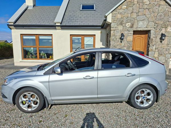 Ford Focus Hatchback, Diesel, 2010, Silver