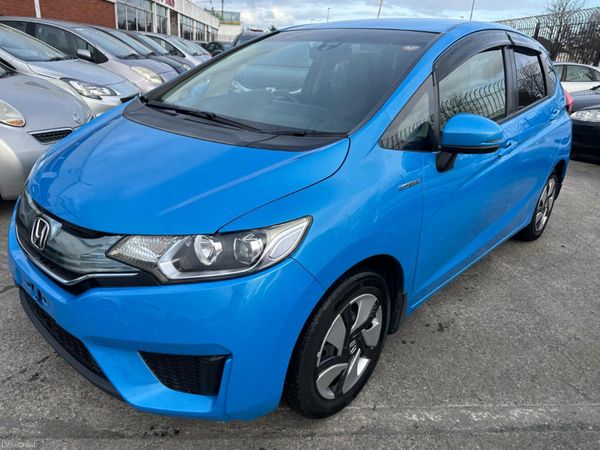Honda Fit Hatchback, Petrol Hybrid, 2015, Blue