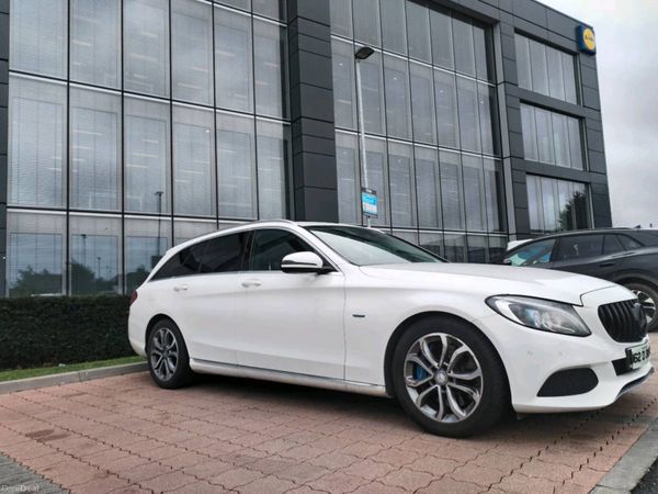 Mercedes-Benz C-Class Estate, Petrol Plug-in Hybrid, 2016, White