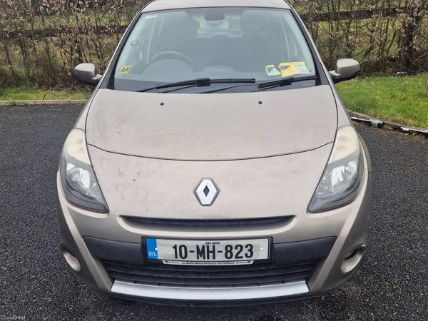 Renault Clio Hatchback, Ethanol Petrol, 2010, Gold