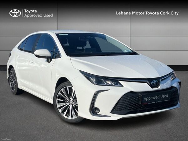Toyota Corolla Saloon, Petrol Hybrid, 2023, White
