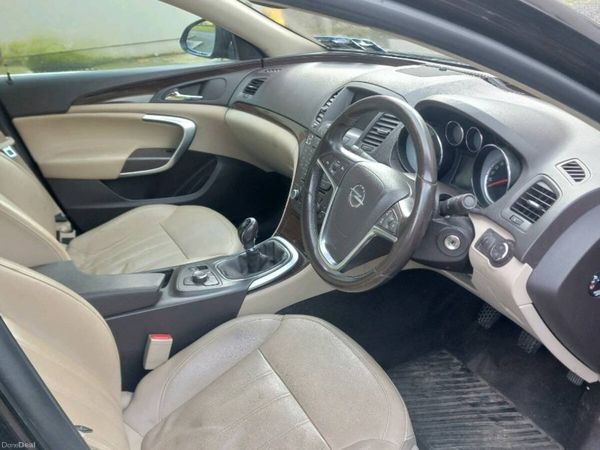 Opel Insignia MPV, Diesel, 2013, Brown