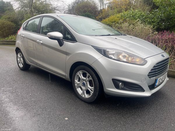 Ford Fiesta Hatchback, Diesel, 2015, Silver