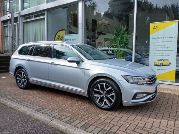 Volkswagen Passat Estate, Diesel, 2022, Silver