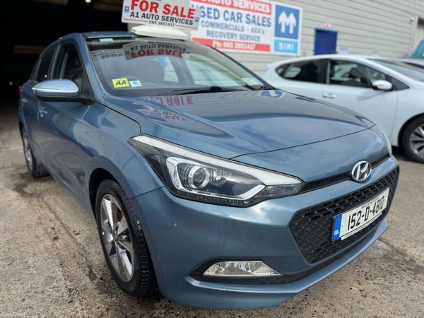 Hyundai i20 Hatchback, Petrol, 2015, Blue
