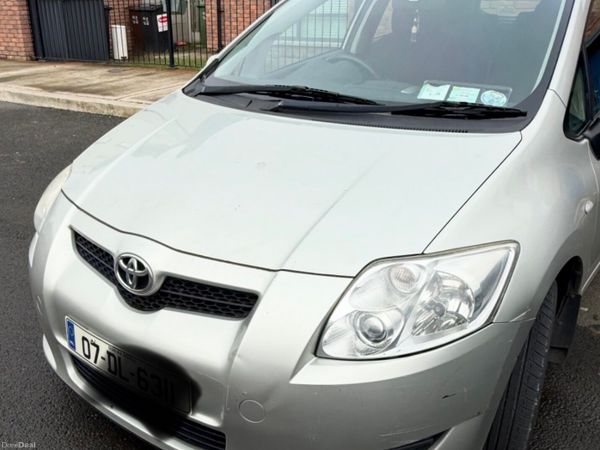 Toyota Auris Hatchback, Petrol, 2007, Silver