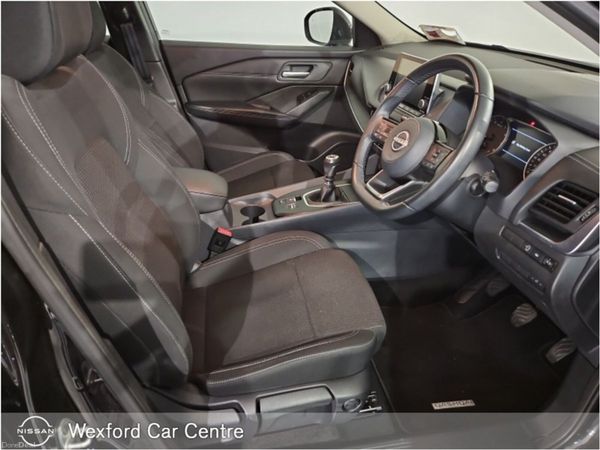 Nissan Qashqai MPV, Petrol, 2023, Black
