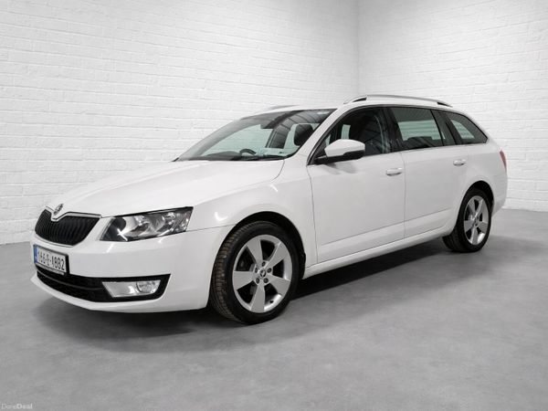 Skoda Octavia Estate, Diesel, 2016, White
