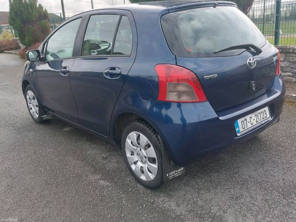 Toyota Yaris Hatchback, Petrol, 2007, Blue