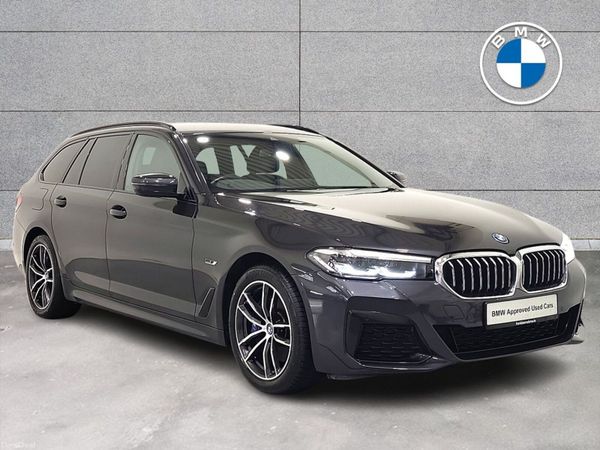 BMW 5-Series Estate, Petrol Plug-in Hybrid, 2022, Grey