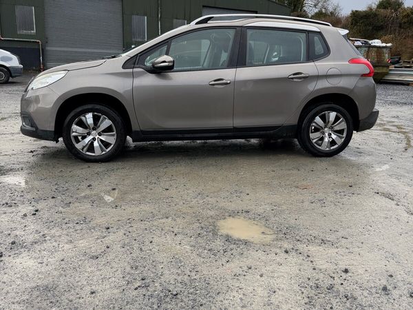 Peugeot 2008 Estate, Petrol, 2014, Grey