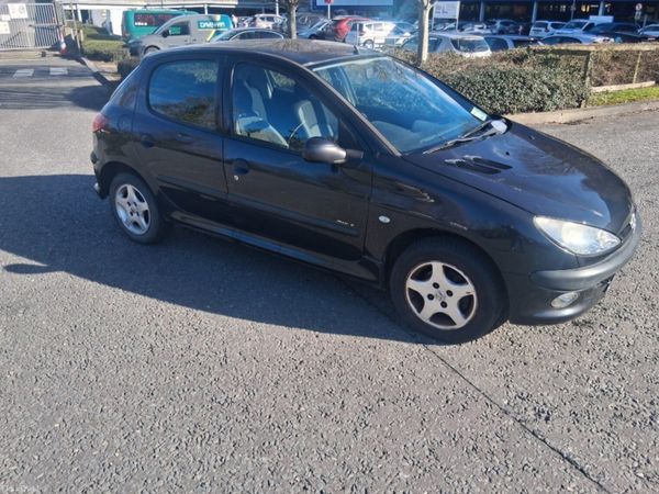 Peugeot 206 Hatchback, Petrol, 2006, Black