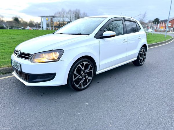 Volkswagen Polo Hatchback, Petrol, 2012, White