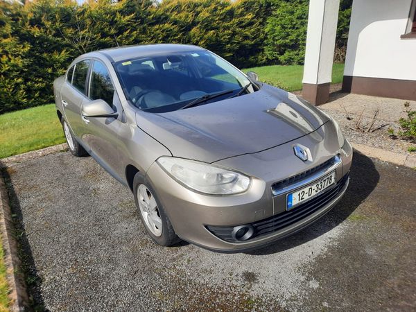 Renault Fluence Saloon, Diesel, 2012, Gold