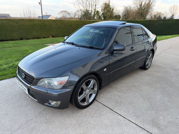 Lexus IS Saloon, Petrol, 2004, Grey