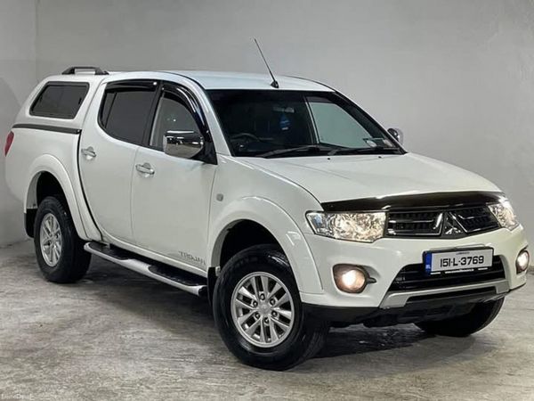 Mitsubishi L200 Pick Up, Diesel, 2015, White