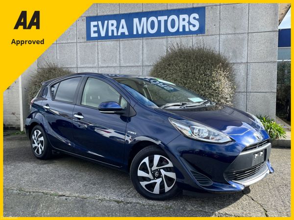 Toyota Aqua Hatchback, Petrol Hybrid, 2020, Blue