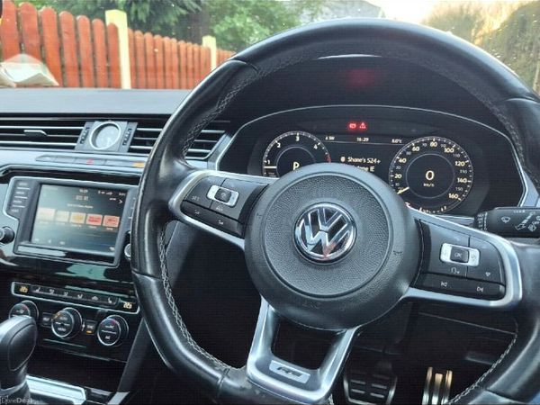 Volkswagen Passat Estate, Diesel, 2017, Grey