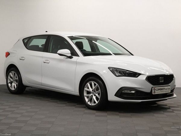 SEAT Leon Hatchback, Petrol, 2023, White
