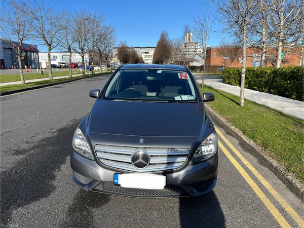 Mercedes-Benz B-Class MPV, Petrol, 2013, Grey