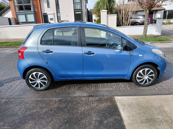 Toyota Yaris Hatchback, Petrol, 2006, Blue