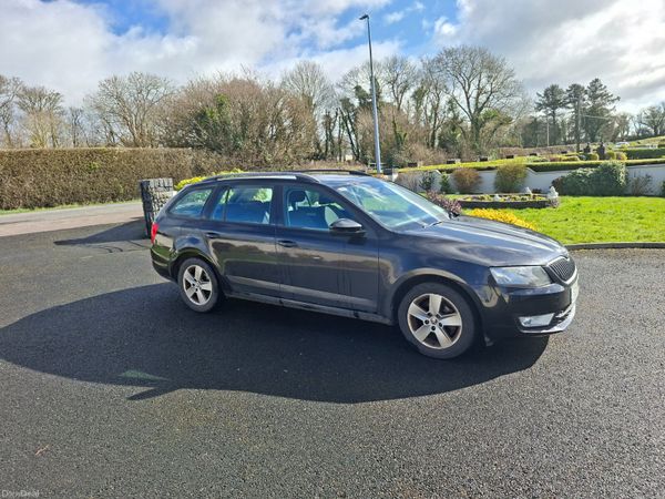 Skoda Octavia Estate, Diesel, 2015, Black