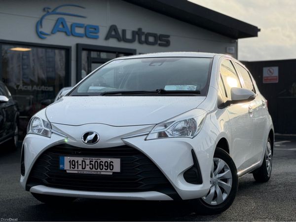 Toyota Yaris Hatchback, Petrol, 2019, White