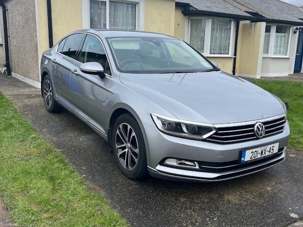 Volkswagen Passat Saloon, Diesel, 2020, Grey