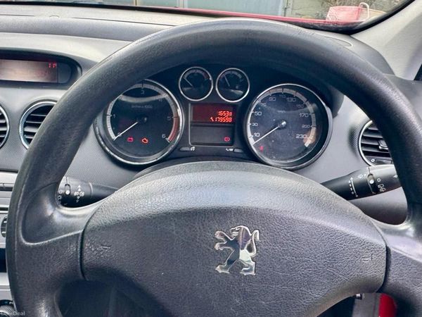 Peugeot 308 Hatchback, Diesel, 2008, Red