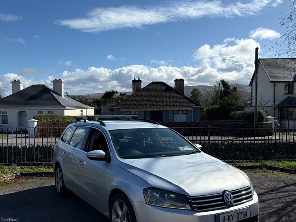 Volkswagen Passat Estate, Diesel, 2011, Silver