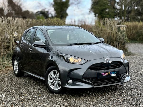 Toyota Yaris Hatchback, Petrol Hybrid, 2022, Grey