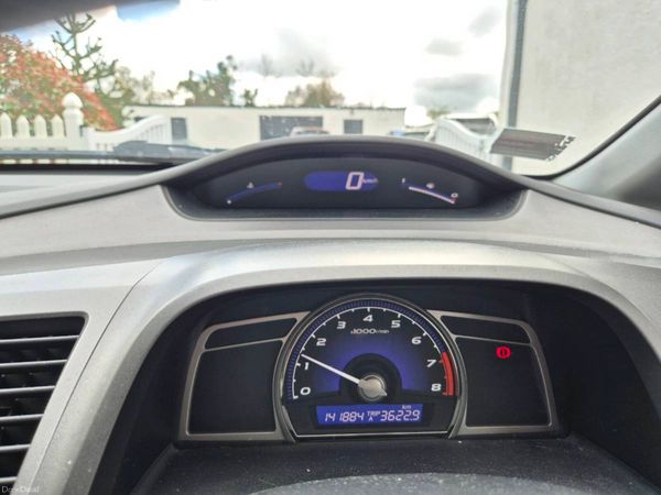 Honda Civic Saloon, Petrol, 2010, Grey