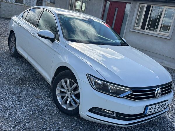 Volkswagen Passat Saloon, Diesel, 2016, White