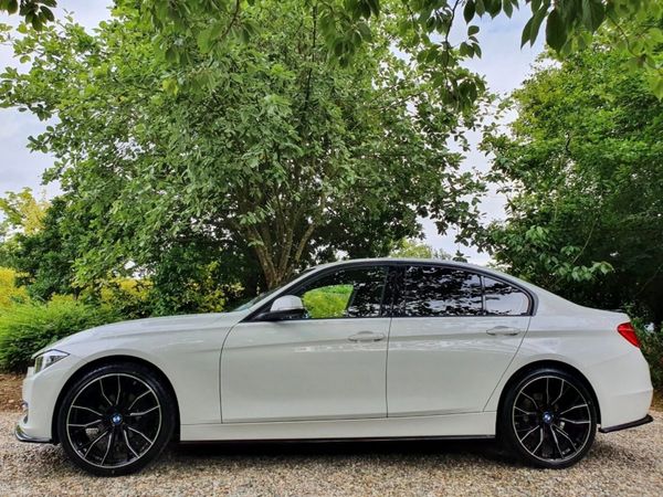 BMW 3-Series Saloon, Diesel, 2015, White