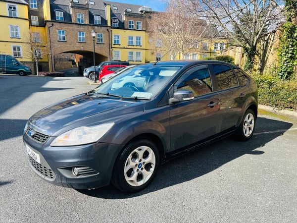 Ford Focus Hatchback, Diesel, 2011, Grey