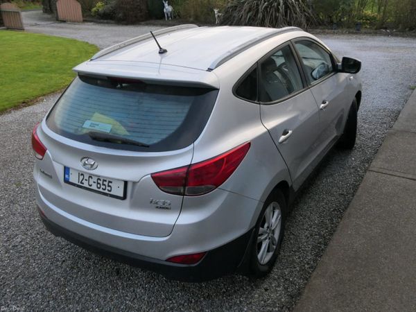 Hyundai ix35 SUV, Diesel, 2012, Silver