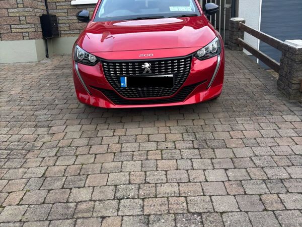 Peugeot 208 Hatchback, Petrol, 2020, Red