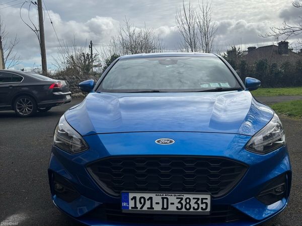 Ford Focus Hatchback, Petrol, 2019, Blue