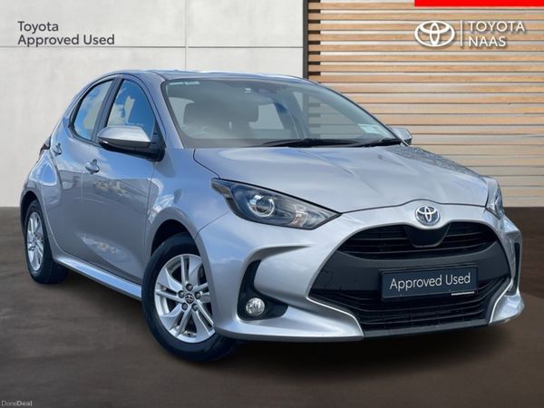Toyota Yaris Hatchback, Petrol Hybrid, 2023, Grey