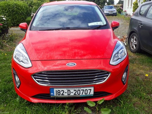 Ford Fiesta Hatchback, Petrol, 2018, Red