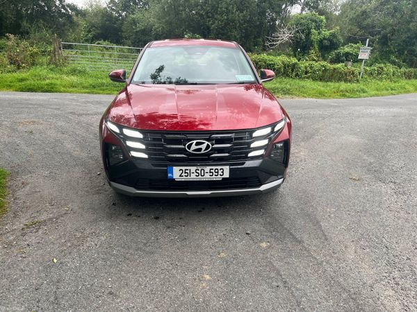 Hyundai Tucson SUV, Diesel, 2025, Red