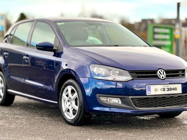 Volkswagen Polo Hatchback, Petrol, 2010, Blue