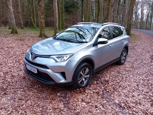 Toyota RAV4 SUV, Diesel, 2017, Grey