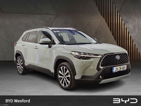 Toyota Corolla Cross Hatchback, Petrol Hybrid, 2025, Green