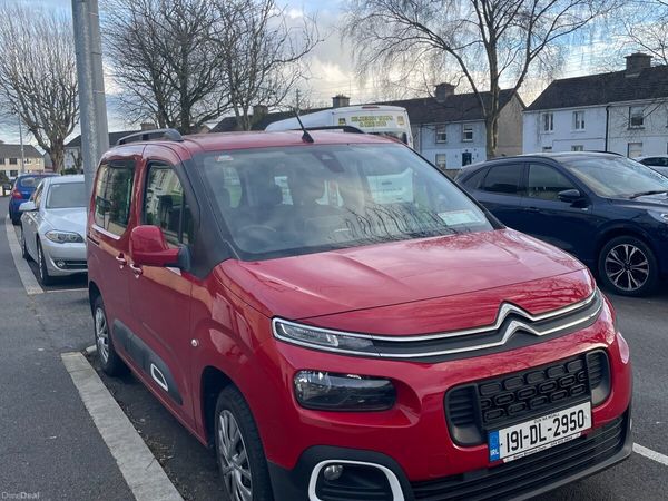 Citroen Berlingo MPV, Diesel, 2019, Red